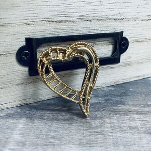 Vintage Signed Gold-Tone Filigree Heart Brooch 1”